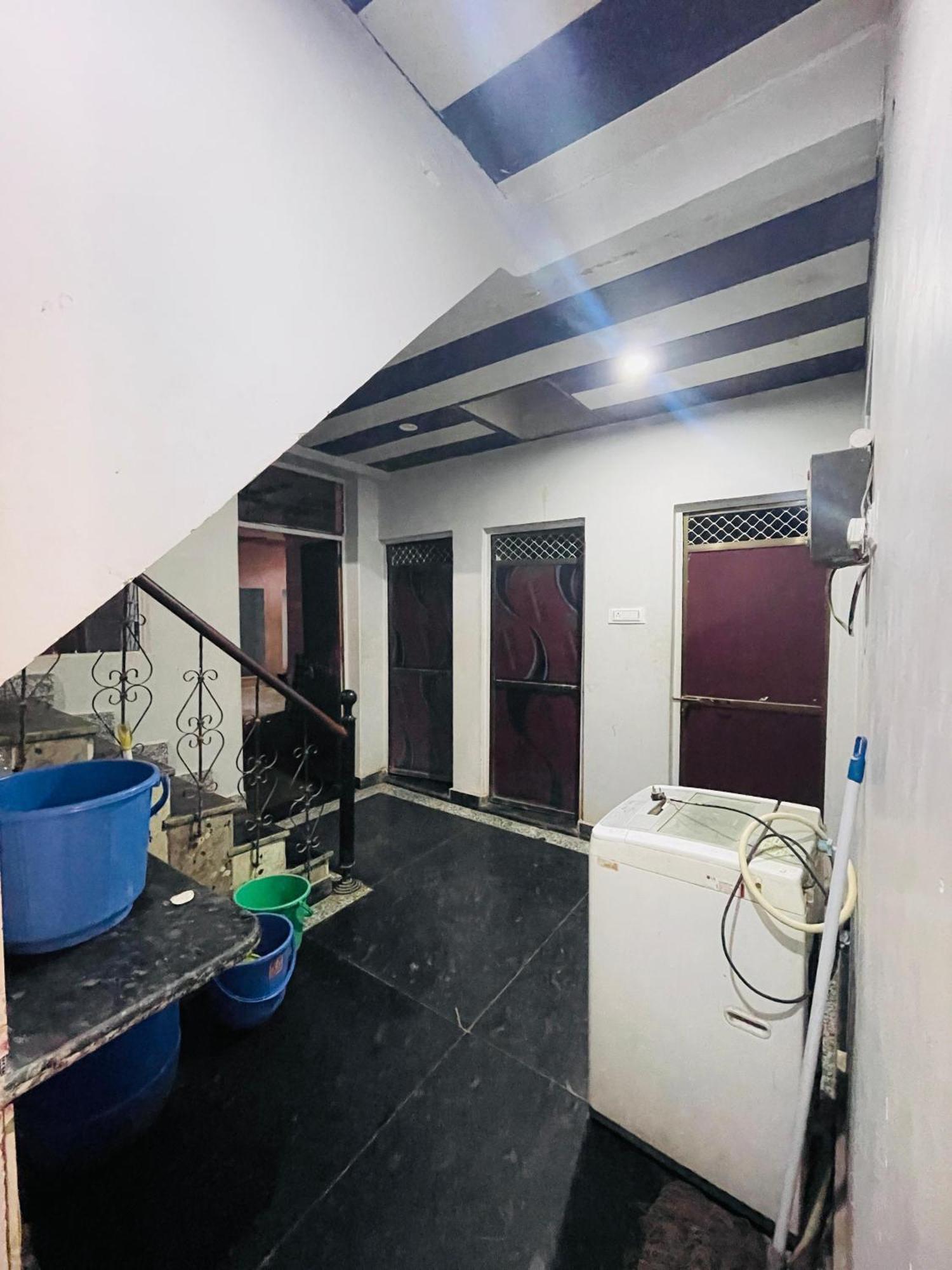 Kailash Inn Guest House 바라나시 외부 사진